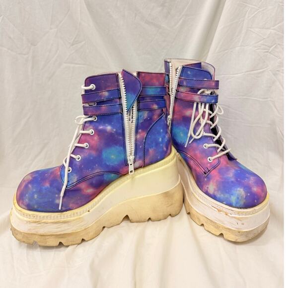 Demonia X iHeartRaves Super Stacked Purple Galaxy Reflective Platform Boots US 9 - Picture 3 of 8